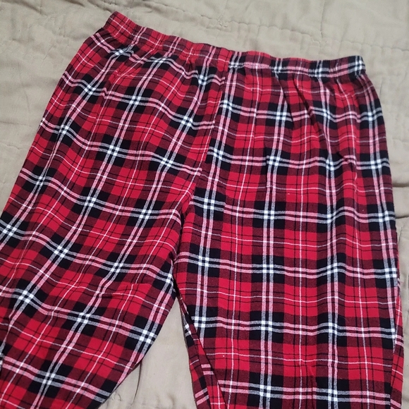 Cozy Red Plaid Pajama Set - Picture 9 of 10